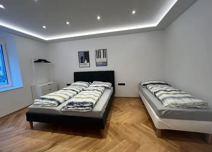 Central Luxury * Λιντς